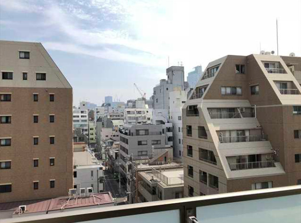 台東区台東３丁目の賃貸マンションのバルコニー