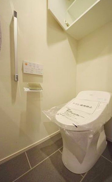 台東区台東３丁目の賃貸マンションのトイレ