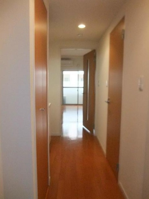 港区港南３丁目の賃貸マンションの玄関