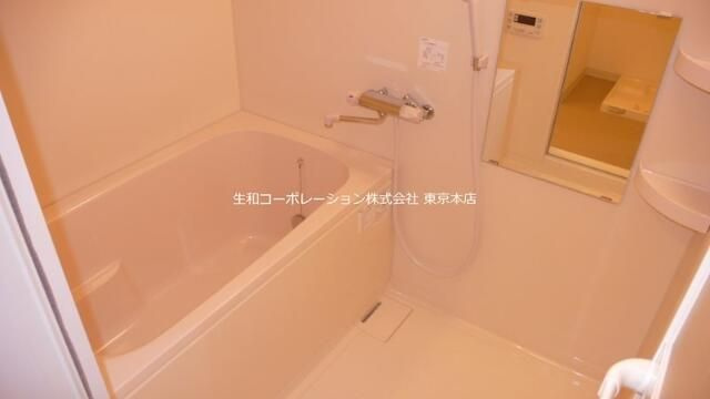 アルブル代々木八幡の浴室