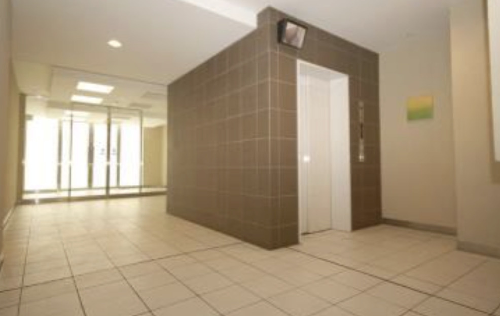 江東区亀戸１丁目の賃貸マンションのロビー