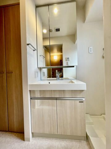 スカイコート上野稲荷町の洗面所