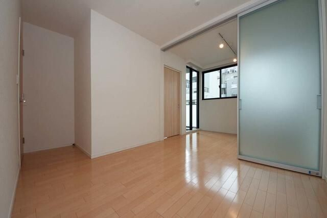 ＭＭガーデンの居間・リビング