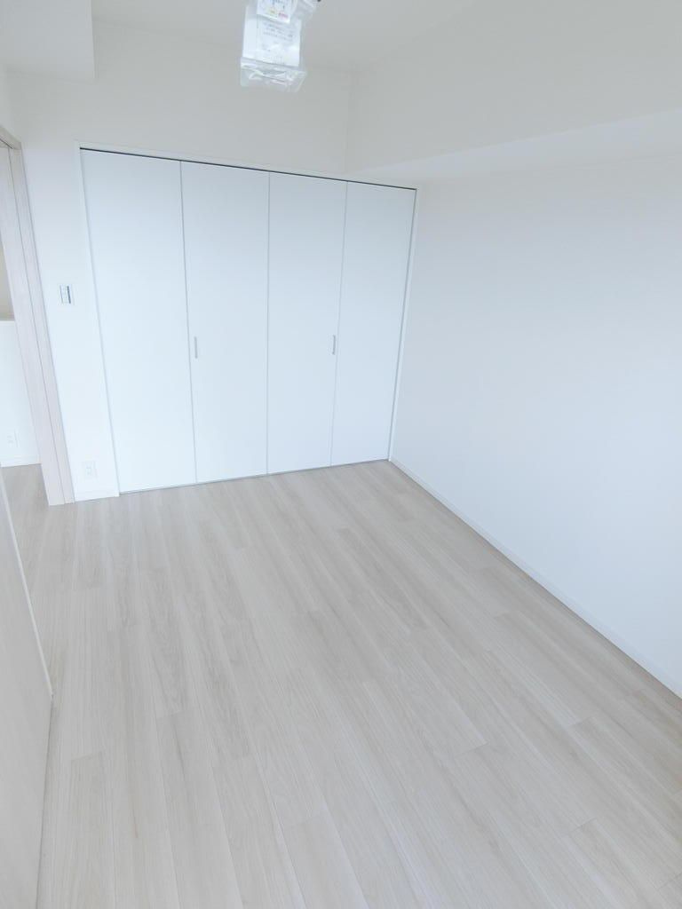 HF駒沢公園レジデンスTOWERの洋室