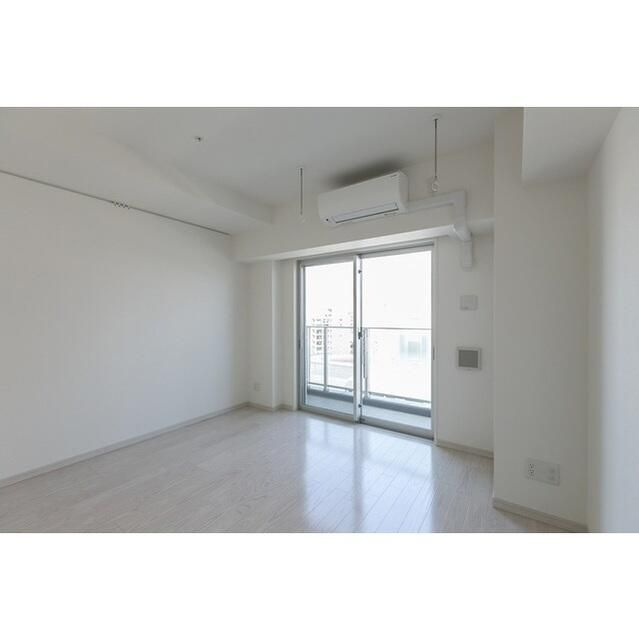 三茶の居間・リビング