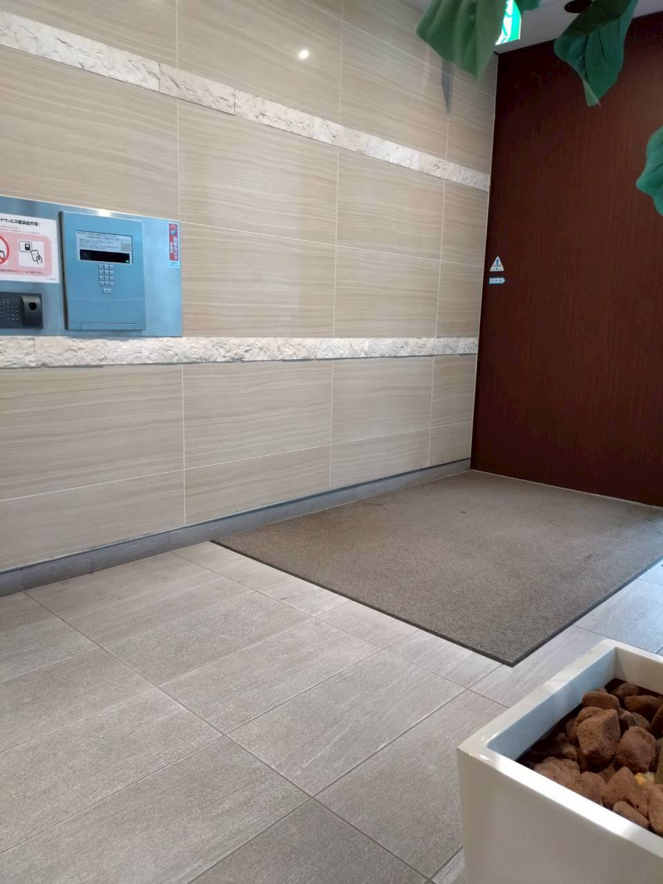 アステリオ北堀江ザ・メトロタワーのエントランス