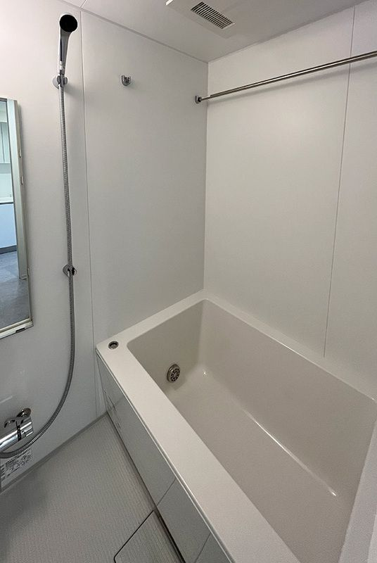 中野区大和町１丁目の賃貸マンションの浴室