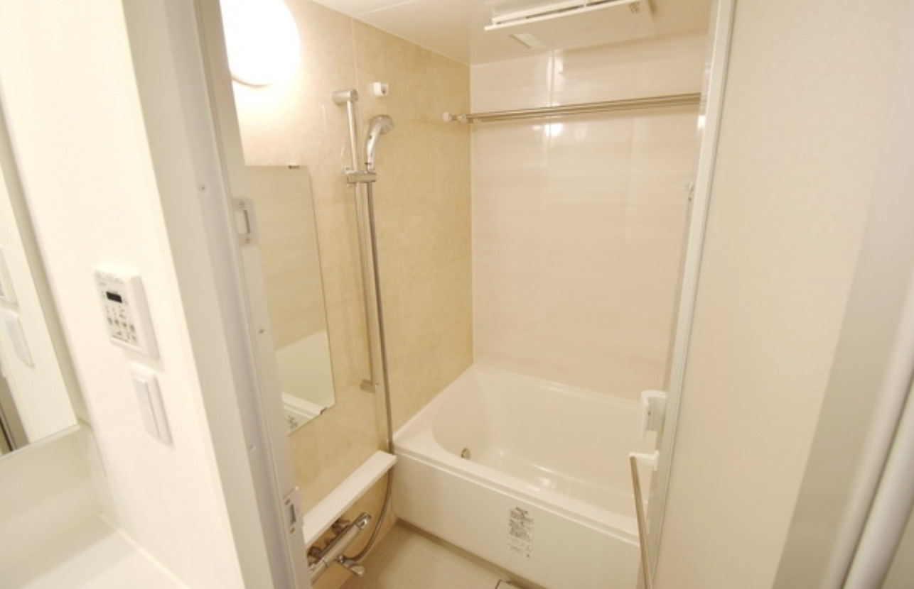 ミュプレ梅丘の浴室