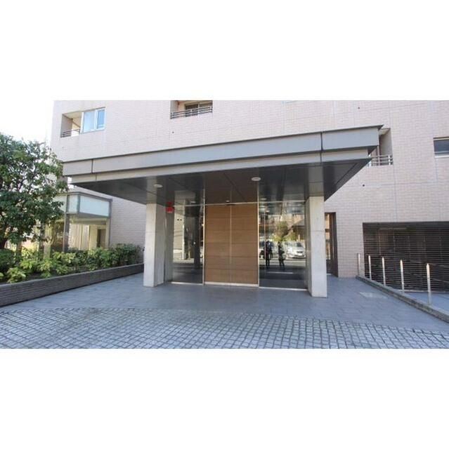 セラフィータ世田谷のエントランス