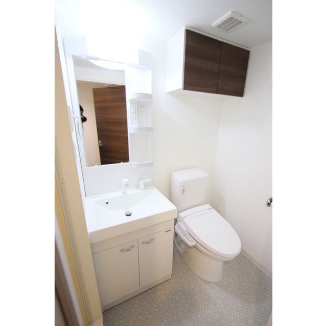 中央区月島３丁目の賃貸マンションの洗面所