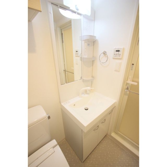 中央区月島３丁目の賃貸マンションの洗面所