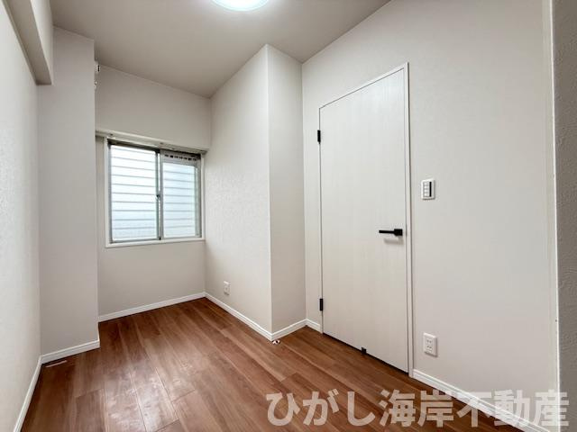 茅ヶ崎ガーデンハウスの寝室|新規リフォーム完了！　3.6帖　洋室