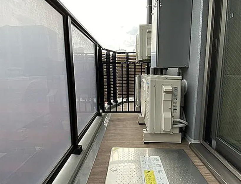 ﾃﾞｨｰﾑｽ上野のバルコニー