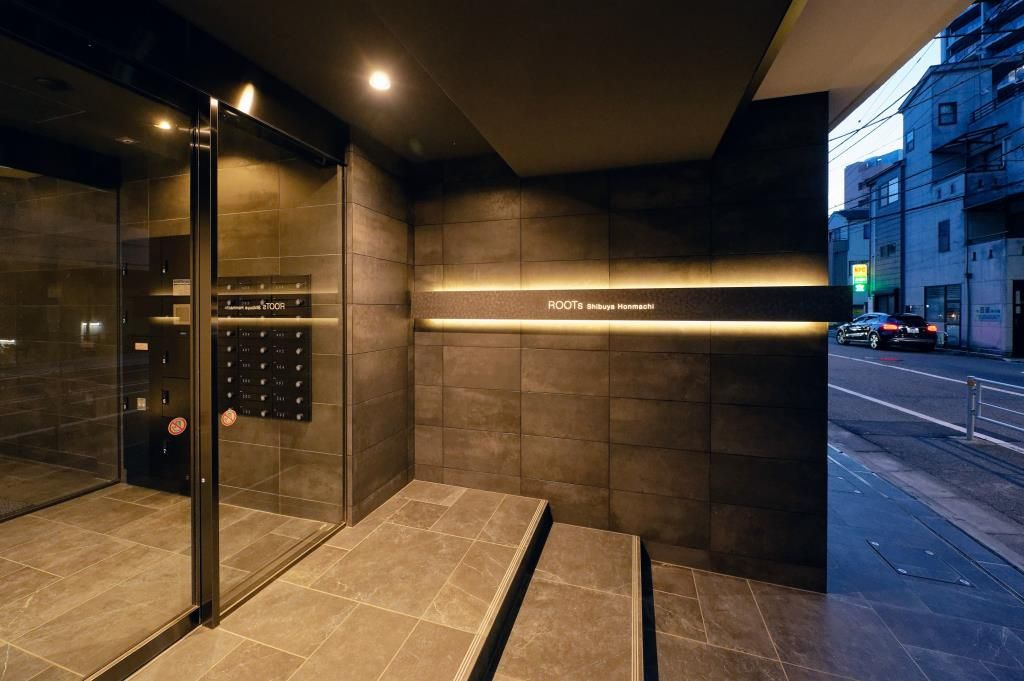 ROOTs Shibuya Honmachiのエントランス