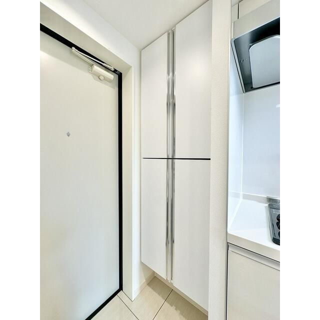 ネオアーバンレジデンス方南町の玄関