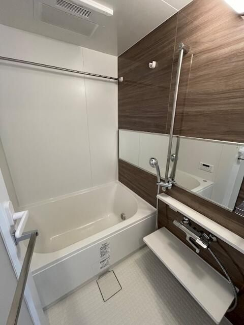 第一辻ビルの浴室