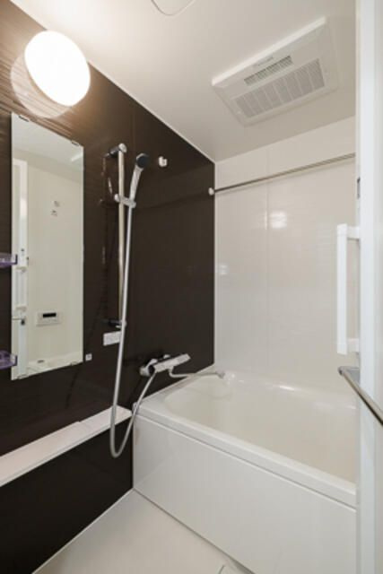 オアーゼ新宿西落合レジデンスの浴室