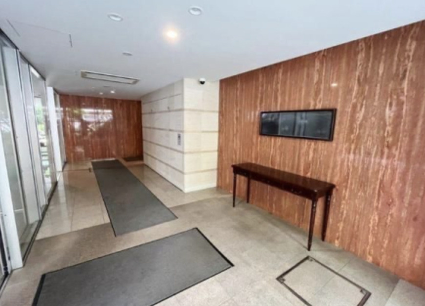 ガレリア東新宿のエントランス