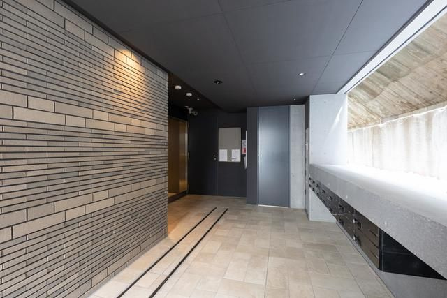 コモド目黒東山のロビー