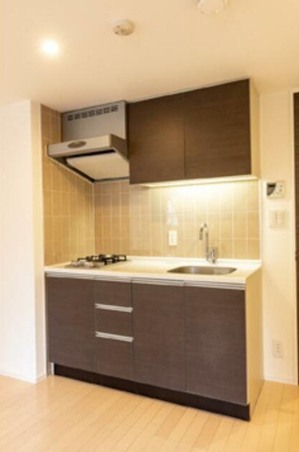 港区三田２丁目の賃貸マンションのキッチン