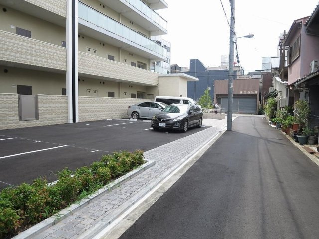 サンセール海老江の駐車場