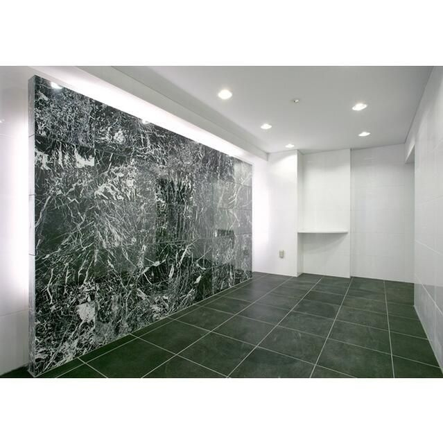 コンフォリア麻布台のロビー