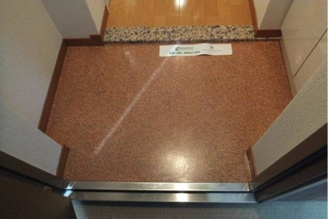 港区赤坂２丁目の賃貸マンションの玄関