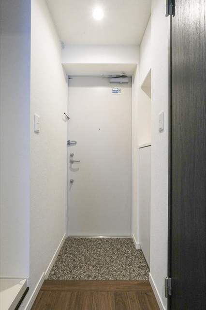 ウェルスクエアイズム西小山の玄関