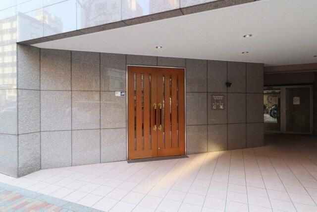 サンパティーク広尾のエントランス