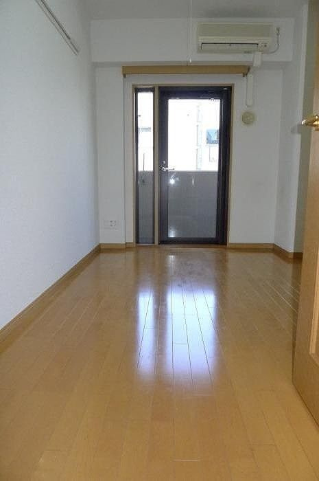 ステージグランデ南麻布の居間・リビング