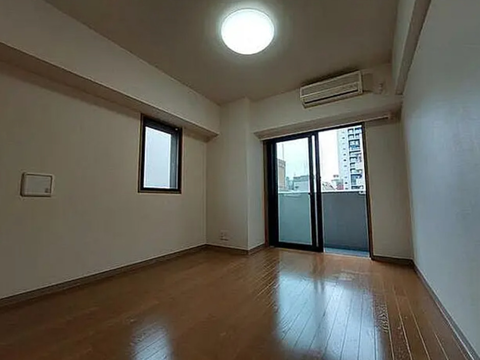 エスコート麻布十番の洋室