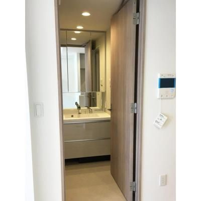 サンウッド東日本橋フラッツの独立洗面台