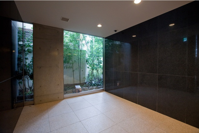 恵比寿三田レジデンスのエントランス