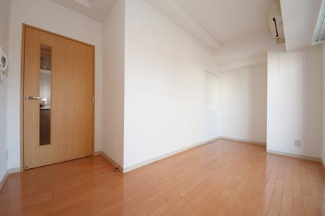 府中市寿町３丁目の賃貸マンションの寝室