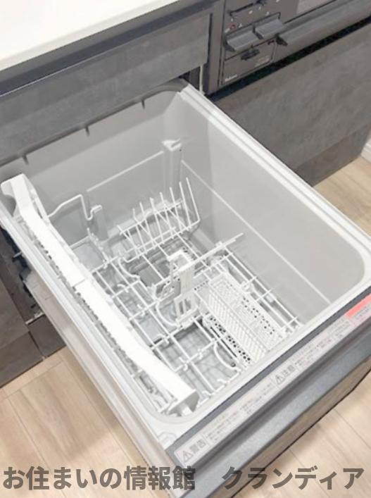 草加ガーデンハイツA棟のキッチン|ドキドキの新生活も、安心してスタート。ぴったりの住まいを見つけませんか？クランディアが一緒に住まい選びをサポートします‼　まずは、お気軽にお問合せください　＃クランディア