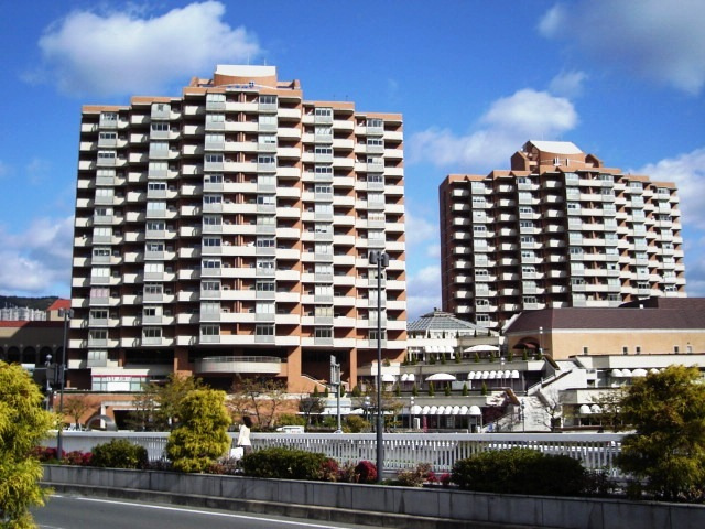 ソリオ宝塚東館