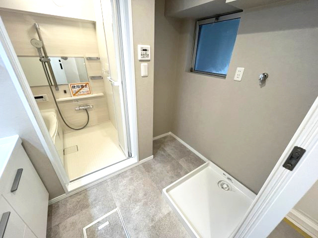 戸部グランドハイツA棟のその他|収納も多くドライヤーや化粧品などがしまえてすっきり片付きます！