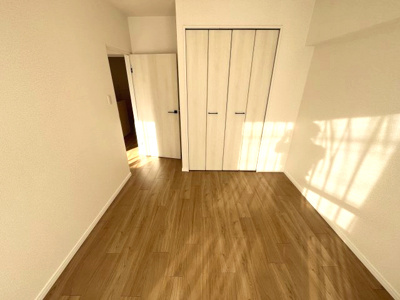 【洋室】 | 戸部グランドハイツA棟 | シンプルな作りなのでお好きなインテリアでお部屋をコーディネートできます！