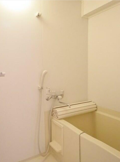 シャルアン　角部屋　TVドアフォン　無料駐輪場の浴室