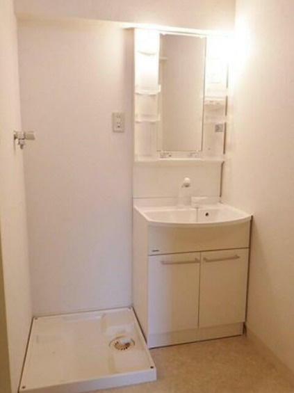 シャルアン　角部屋　TVドアフォン　無料駐輪場の洗面所