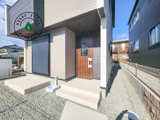 福岡市東区青葉6丁目第2-2棟（1号棟）の外観：施工例|おでかけの時も帰った時も、「我が家」を最初に感じでもらえる素敵な空間に。