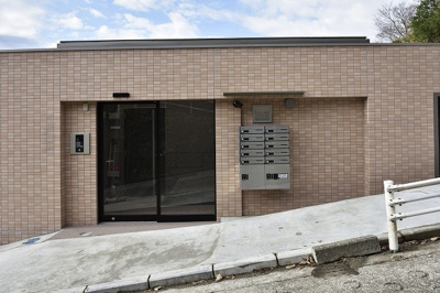 【エントランス】 | ソリッド保土ケ谷壱番館