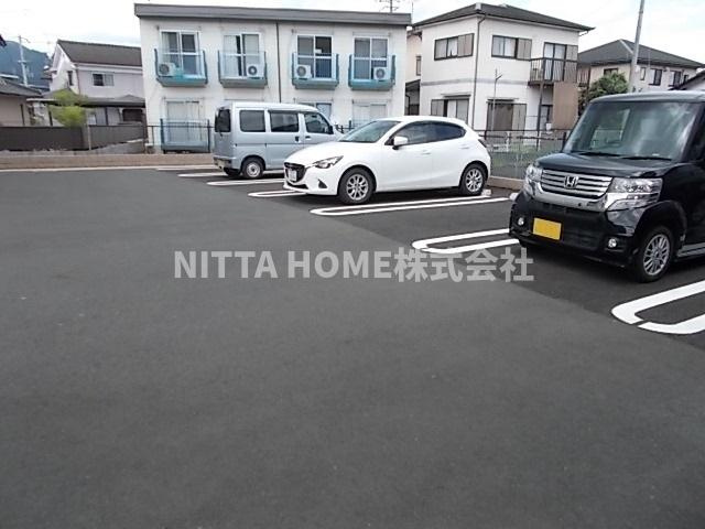 オアゾ福知山の駐車場|敷地内に駐車場も完備◎