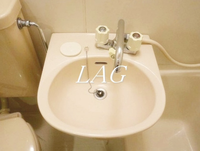 【洗面所】 | リュミエール | 洗面台です。