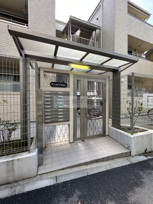 【エントランス】 | サンピア白山