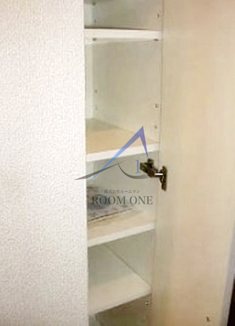 アイフェリーク神田