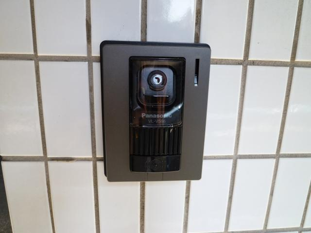 セントハイムの玄関|モニタ付インターホン