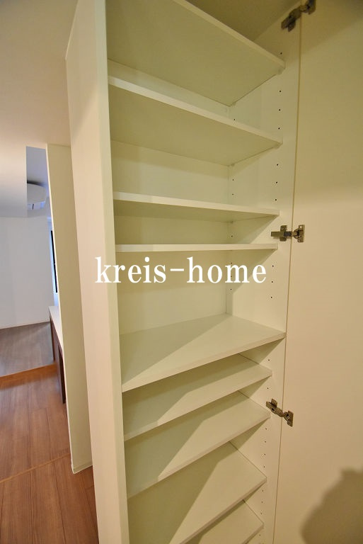 ハーモニーレジデンス千代田岩本町の玄関