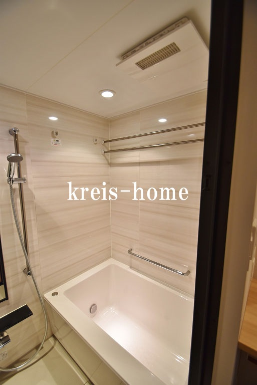 ハーモニーレジデンス千代田岩本町の浴室