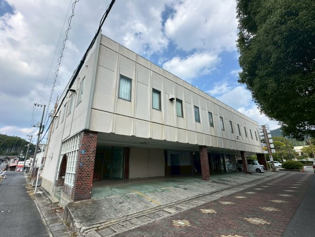 中央5丁目　貸店舗